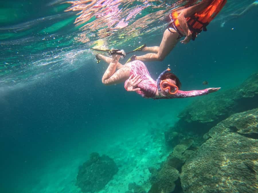 Phuket: Phi Phi & James Bond Island Combo Day Tour w/Lunch - Swimming in Pileh Lagoon