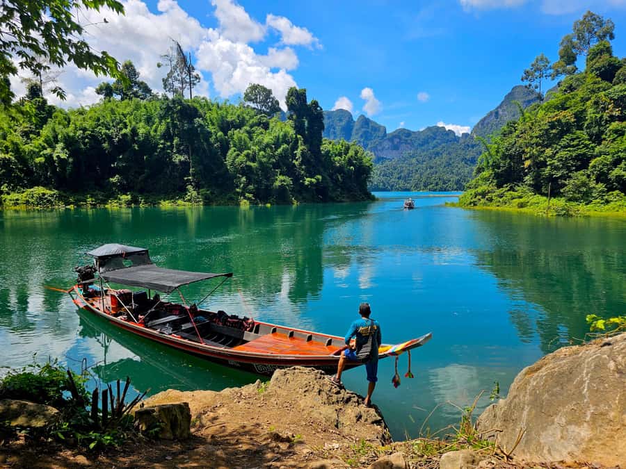 Phuket: Private Day Trip Khao Sok w/ Lake Boat Tour & Lunch - Diamond Cave is short, dark, and not polished