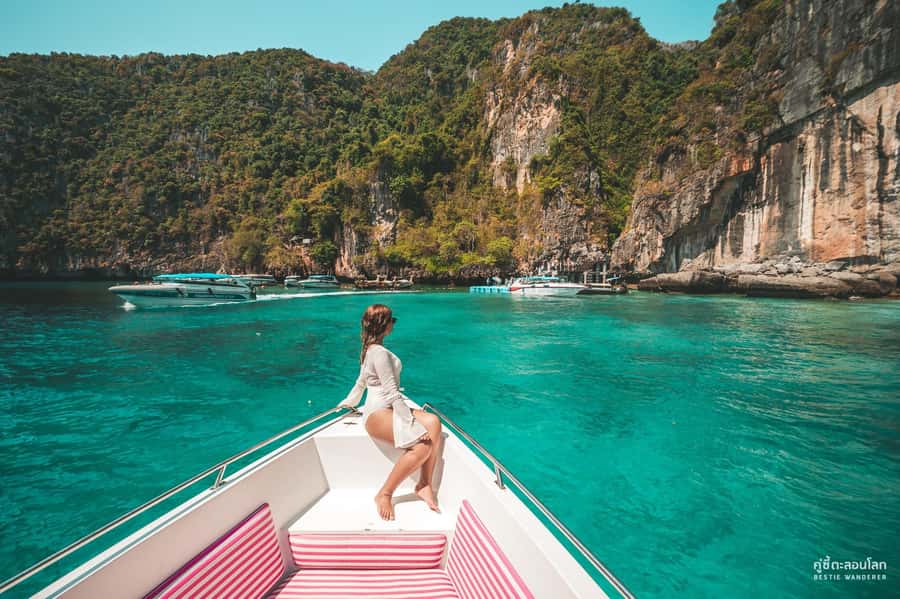 Phuket: Speedboat Day Trip to Phi Phi and Maya Bay - Lo Sama Bay and Maya Bay from offshore