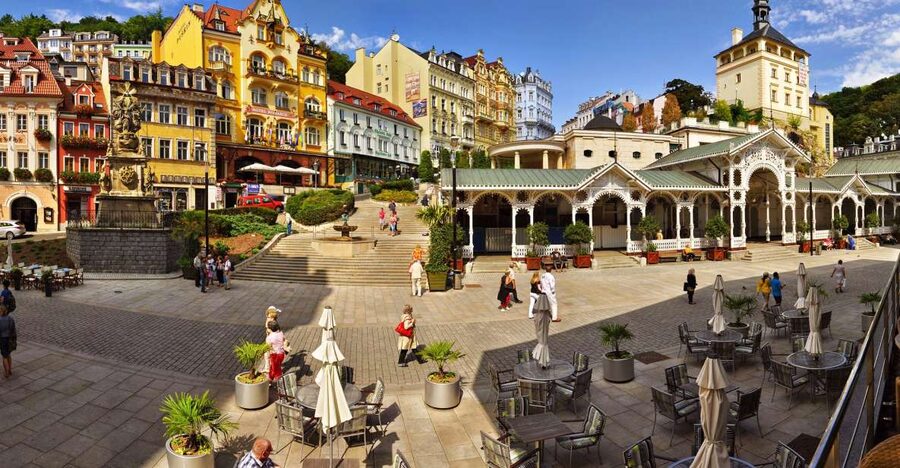 Prague: Karlovy Vary Day Trip with Watchtower and Funicular - Key points to know before booking