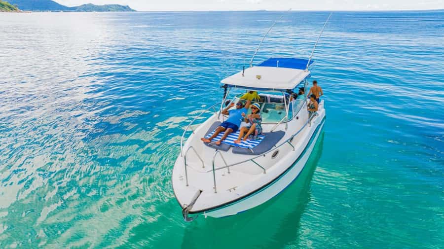 Praslin: Curieuse & St Pierre Island Day Trip with Barbecue - Walking the mangrove trail