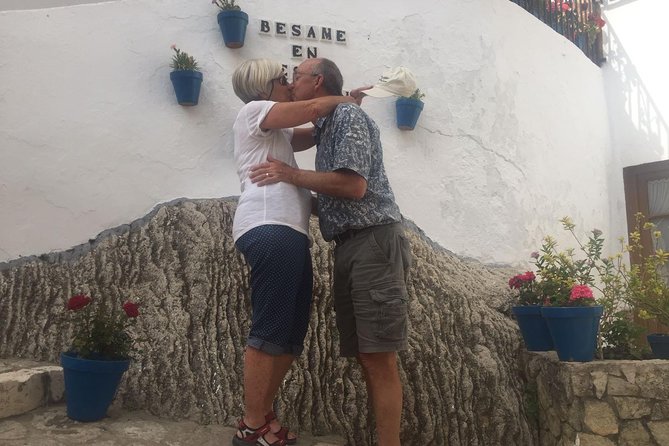 Private Guided Day Trip to the White Villages and Ronda from Seville - The guide can make or break the day