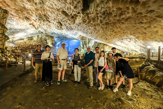 Private Ha Long bay day trip(From Hanoi city or Halong harbour) - Thien Cung and Dau Go caves