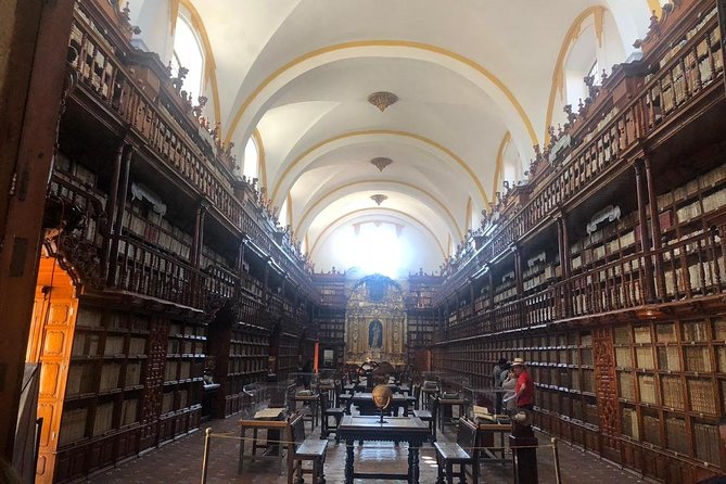 Puebla, Cholula & Tonantzintla Day Trip with Optional Lunch - Cholula and the Pyramid With a Church on Top