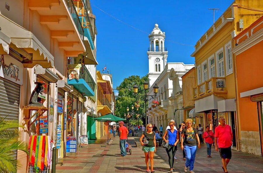 Punta Cana: Santo Domingo Day Trip with Tickets and Lunch - Lunch, drinks, and the commercial stops