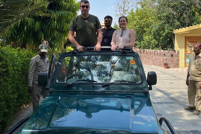 Ranthambore Tiger Safari from Jaipur – 1 or 2 Days - A long Rajasthan day with one clear goal