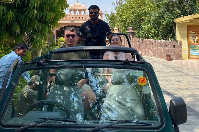 Ranthambore Tiger Safari from Jaipur – 1 or 2 Days - The Jaipur pickup and the road to Ranthambore