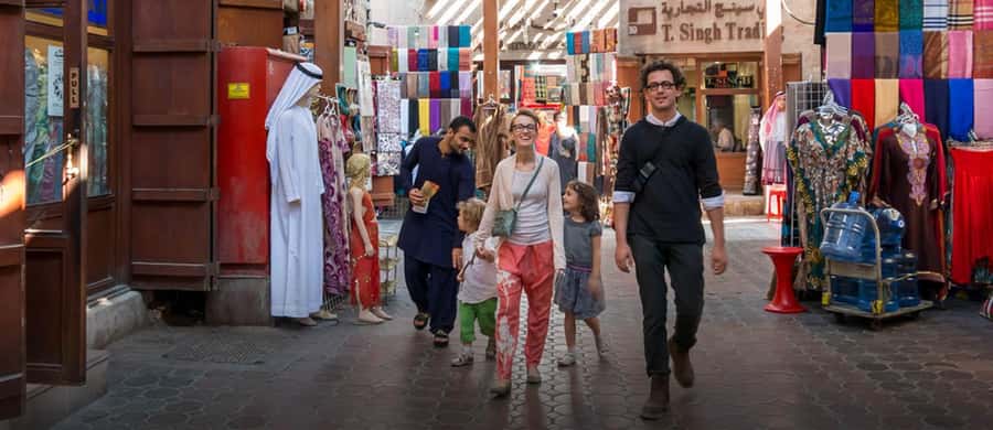 Ras Al Khaimah: Dubai Private Day Trip with Hotel Pickup - Gold and Spice Souks, shopping with a time limit