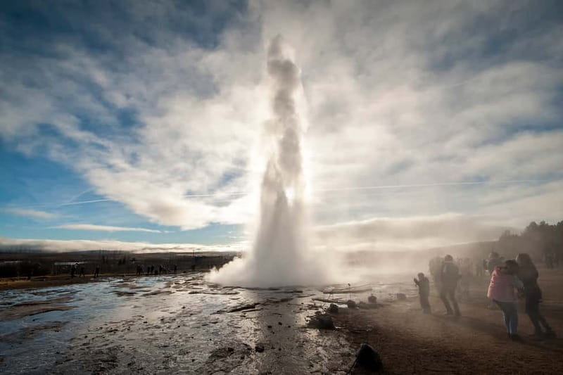 Reykjavik: Golden Circle, Fridheimar, & Sky Lagoon Day Trip - Why this Golden Circle day works