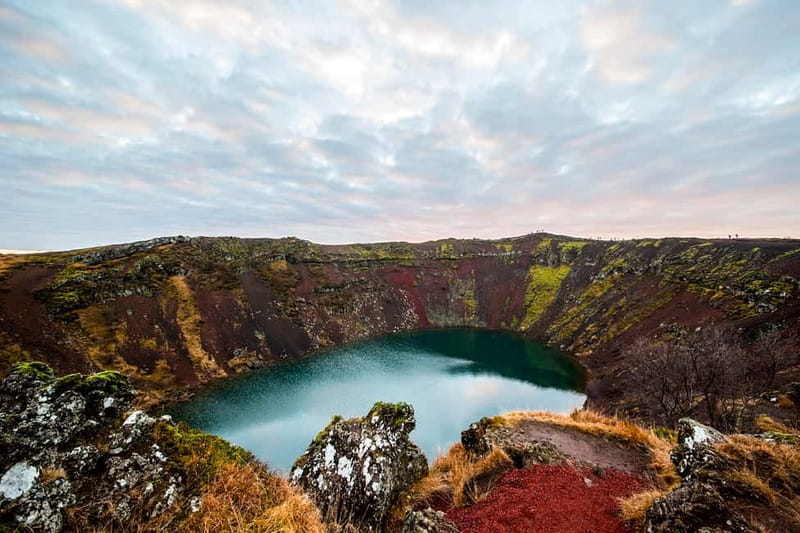 Reykjavik: Golden Circle, Fridheimar, & Sky Lagoon Day Trip - Guides, transport, and the pace of the day