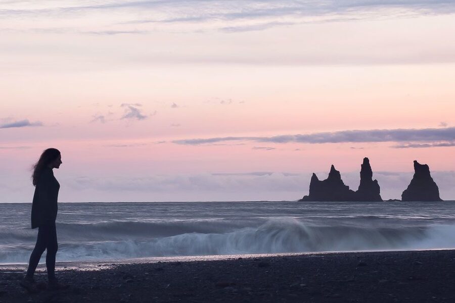 Reykjavík: South Coast Waterfalls, Black Sand & Glacier Tour - Vík: lunch, rest, and a small-town view