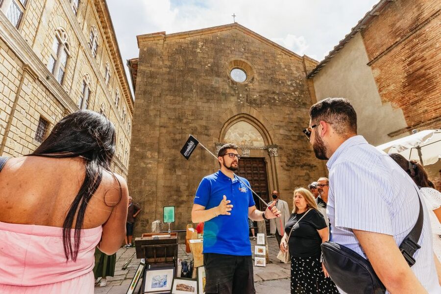 Rome: Tuscany & Montepulciano Day Trip with Lunch & Wines - A vineyard lunch with Brunello wine