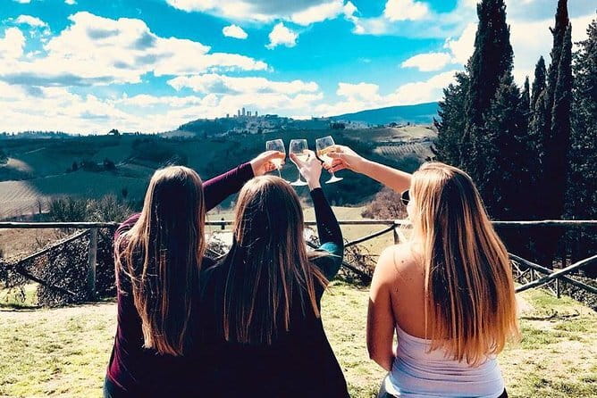 San Gimignano, Siena, Monteriggioni, Chianti Day Trip with Lunch & Wine Tasting - Chianti winery lunch and tasting