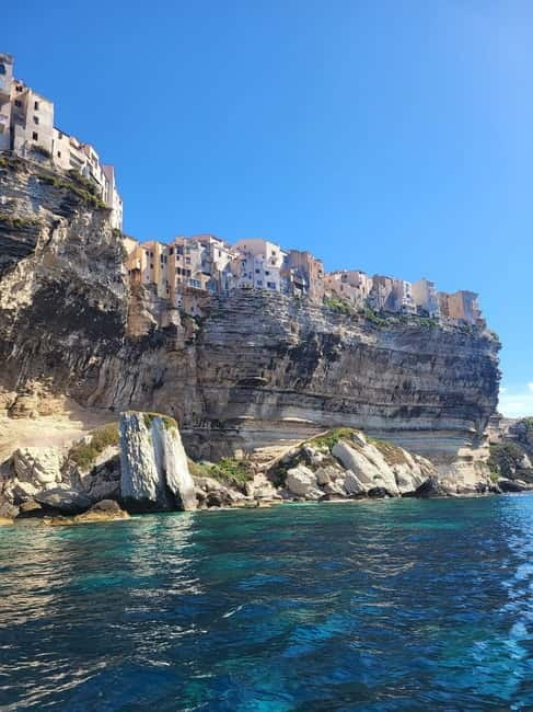 Santa-Giulia: Half-day trip, Lavezzi Islands and Bonifacio cliffs - Bonifacio’s caves and cliffs from the water