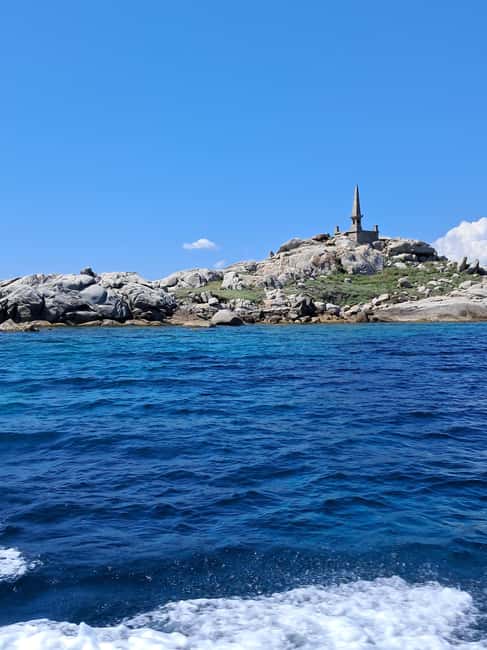 Santa-Giulia: Half-day trip to the Lavezzi Islands - Key things to know before boarding