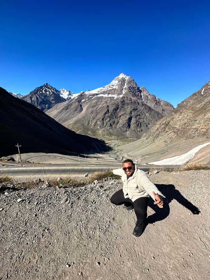 Santiago: Portillo and Laguna del Inca Day Trip with Picnic - Ruta Los Caracoles and curve 17