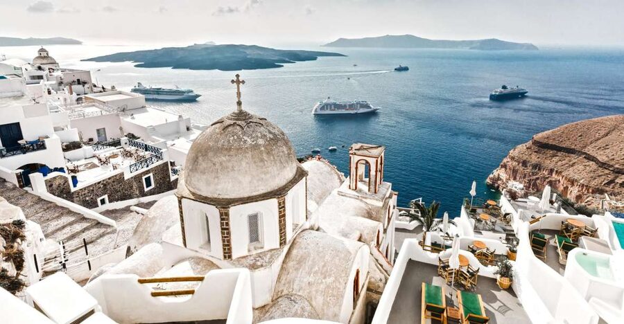 Santorini: Island Highlights Guided Day Trip with Oia Sunset - Five things to know before you book