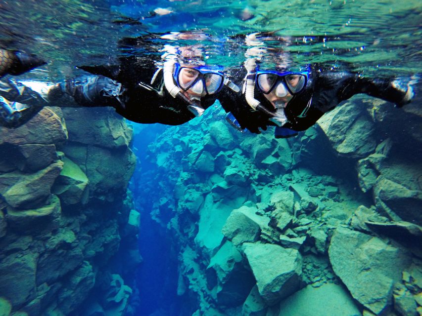 Silfra: Half-Day Snorkeling Day Trip with Underwater Photos - The first minutes in Silfra