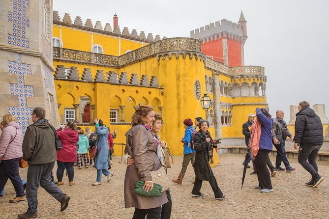 Sintra and Cascais Small-Group Day Trip from Lisbon - Why this day trip works from Lisbon