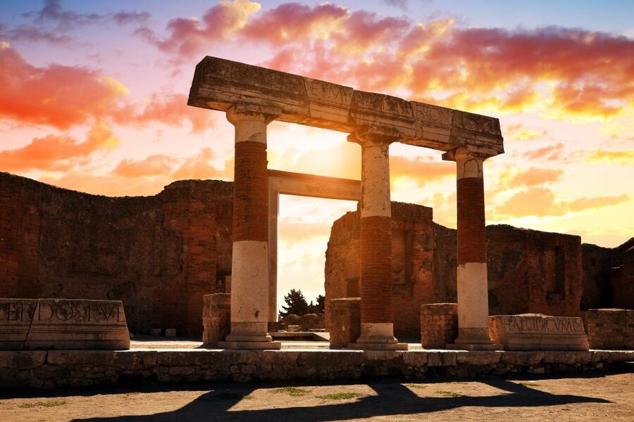 Sorrento & Pompeii Day Trip from Rome Audio Guide Tour - Should You Book the Sorrento and Pompeii Day Trip?
