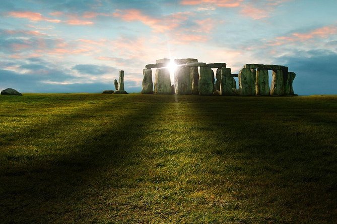 Stonehenge Inner Circle Private Tour from London with Bath Visit - Why Stonehenge Inner Circle access matters