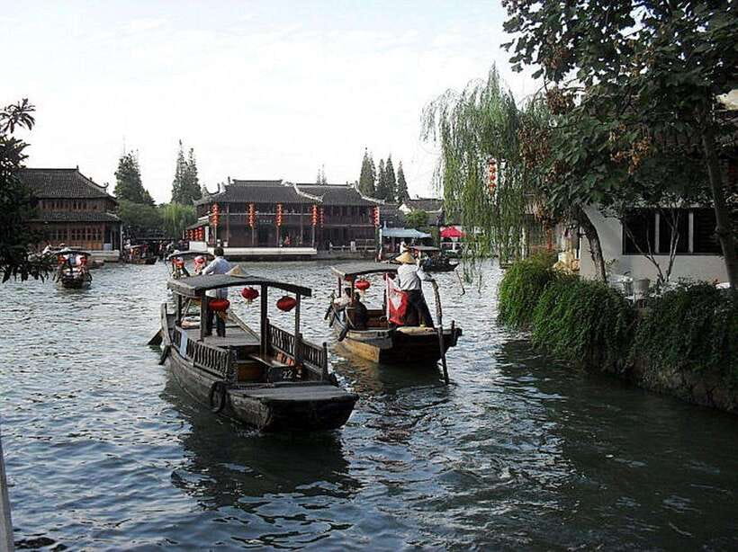 Suzhou and Zhujiajiao Private Guided Day Trip from Shanghai - Zhujiajiao: stone lanes and old canals