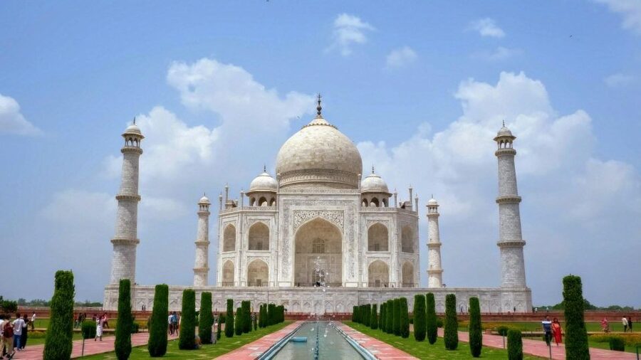 Taj Mahal & Agra Fort Private Tour with Lunch & Pickup - Sunrise at the Taj Mahal