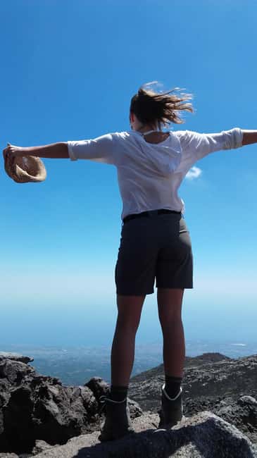 Taormina: Mount Etna and Alcantara Gorge Day Trip - How the guides affect the experience