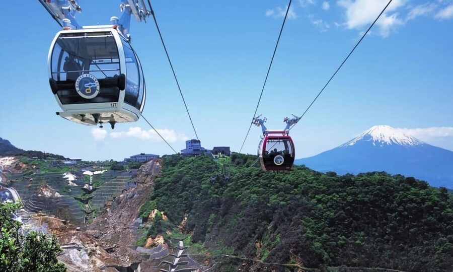 Tokyo: Mt. Fuji 5th St, Gotemba & Hakone by Luxury Bus - Guides, translation, and the human side of the day