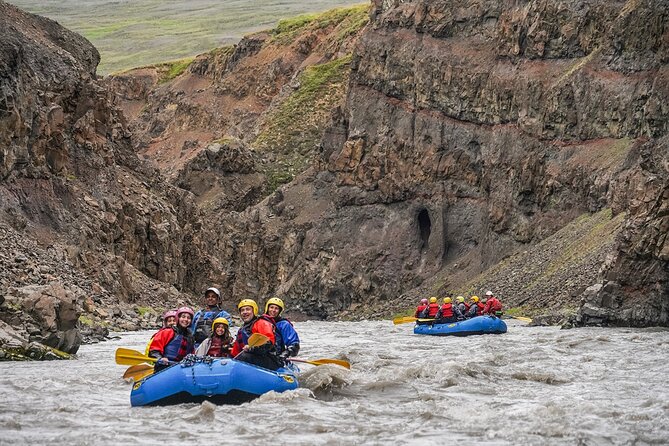Top-Rated Family Rafting-Warm Drysuits, Volcanic Canyon, Epic Fun - Who should book this rafting trip?