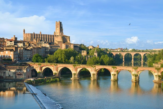 Toulouse: Albi and Cordes/Ciel Day Trip with Audio Guides - Four hours in Albi: the day’s main event