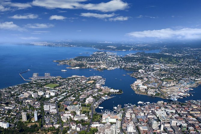 Victoria and Butchart Gardens Day Trip from Vancouver - The guide can make or break the long hours