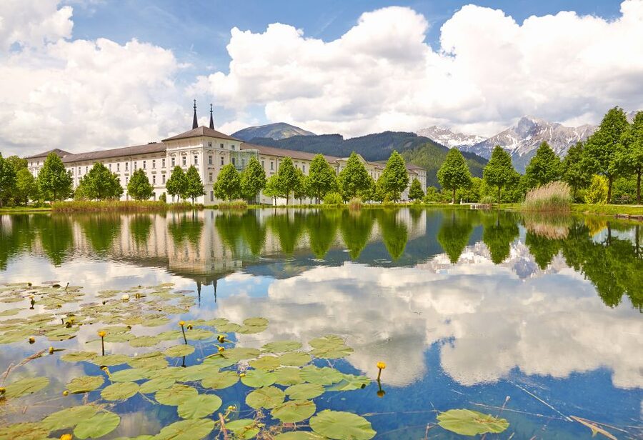 Vienna: Hallstatt & Alpine Peaks Day Trip with Admont Abbey - Is $163 good value?