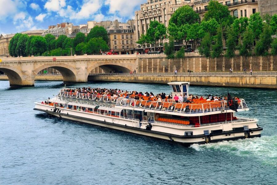 Welcome to Paris Day Trip from London via Train - Who should book this Paris day trip?