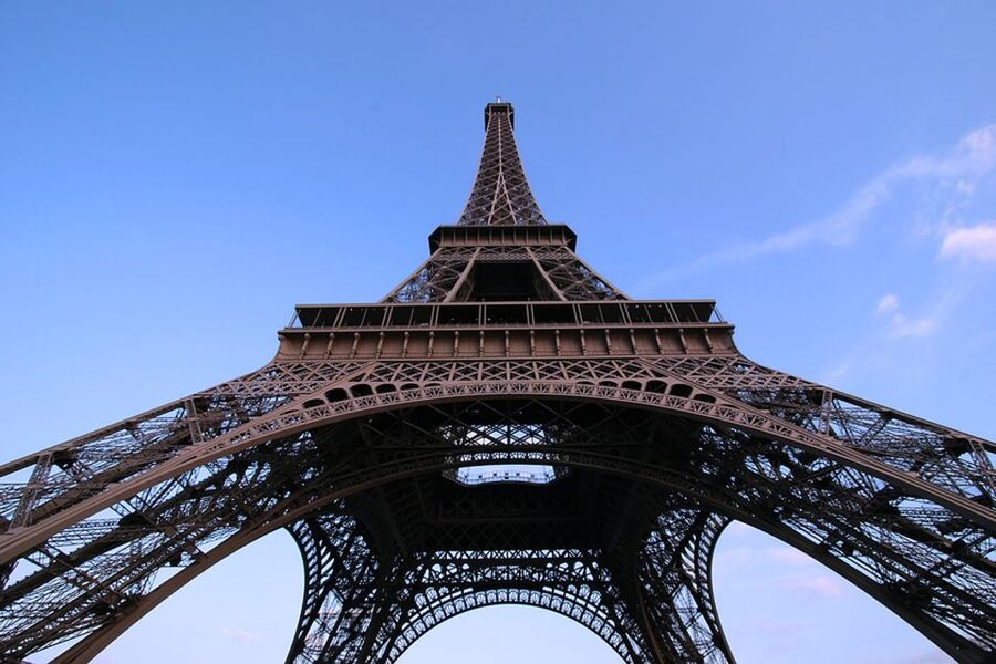 Welcome to Paris Day Trip from London via Train - Why the guides make such a difference
