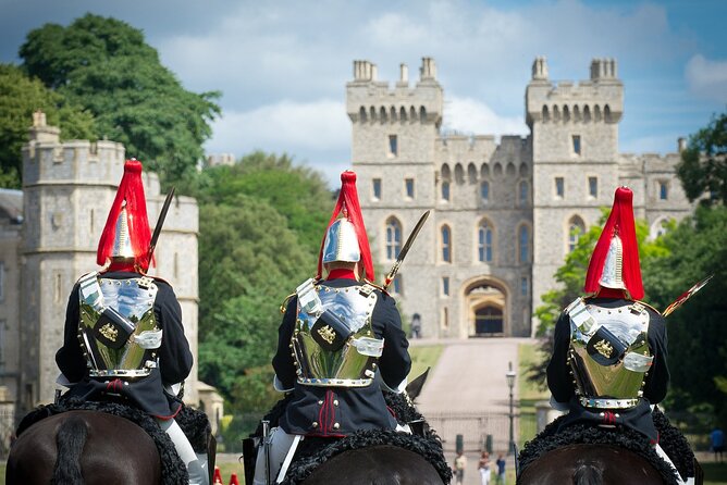 Windsor Castle, Stonehenge, and Oxford Day Trip from London - The coach ride is part of the deal