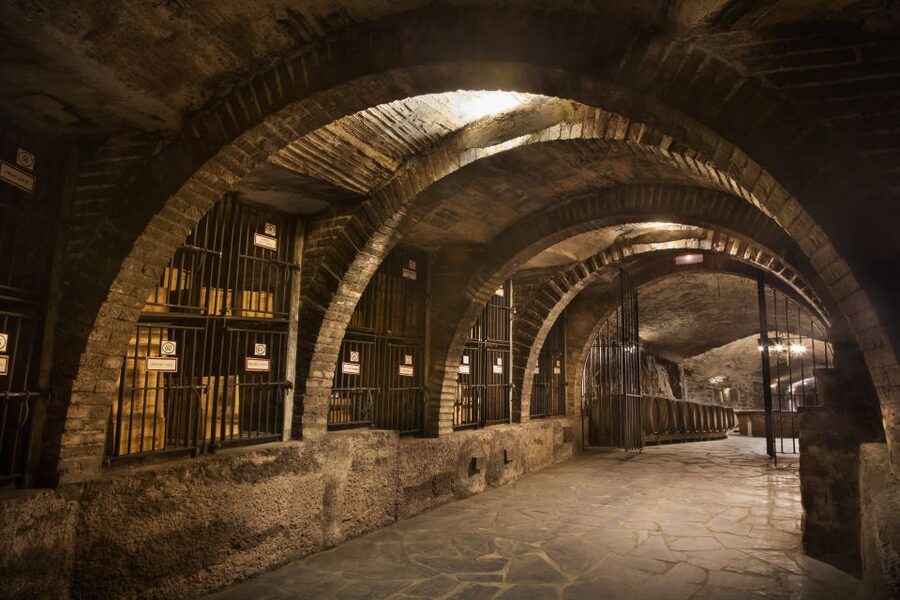 Wine Tour: 2 wineries in La Rioja - Leaving Logroño for the Rioja vineyards
