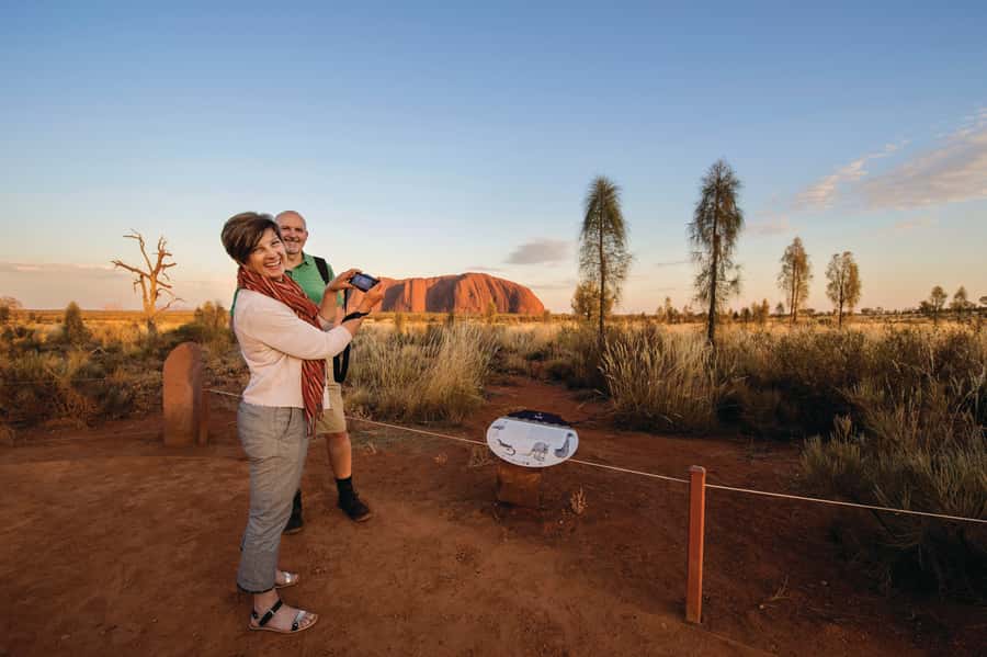 Yulara: Uluru Sunrise and Kata Tjuta Day Trip by Bus - The early start from Yulara